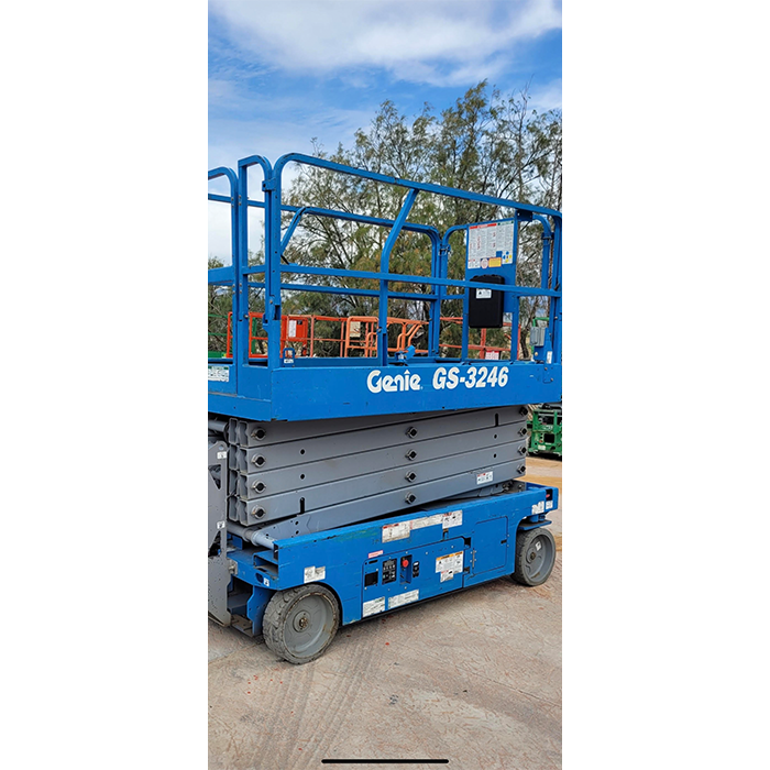 2014 Genie GS-3246 Scissor Lift - Image 2