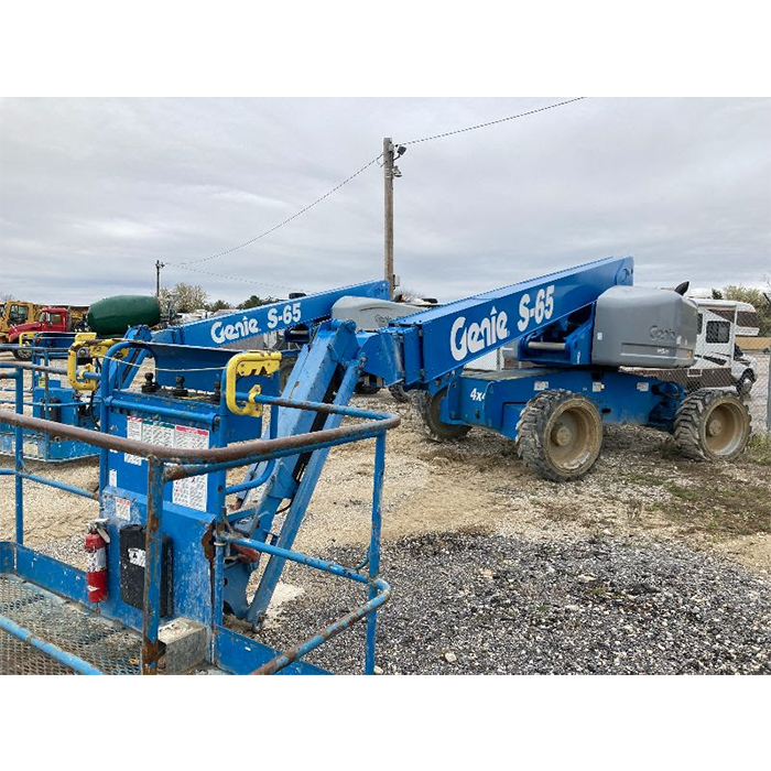 2009 Genie S-65 Boom Lift