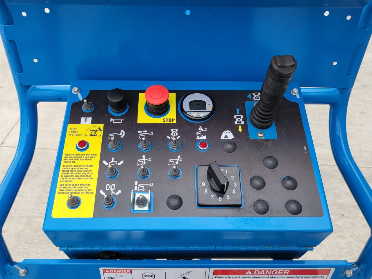 2016 Genie Z30/20N-RJ Boom Lift - Image 3