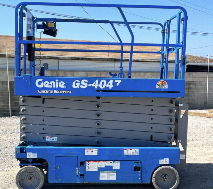 2016 Genie GS-4047 Scissor Lift