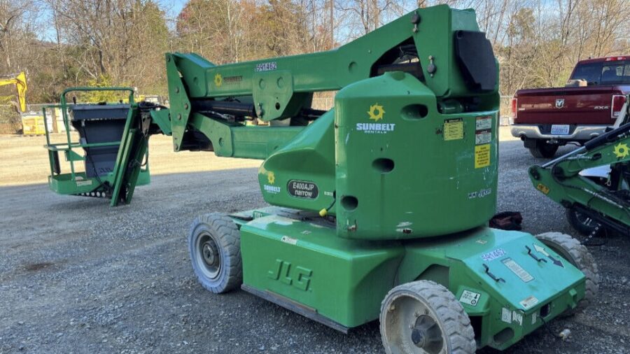 2014 JLG E400AJPN Boom Lift
