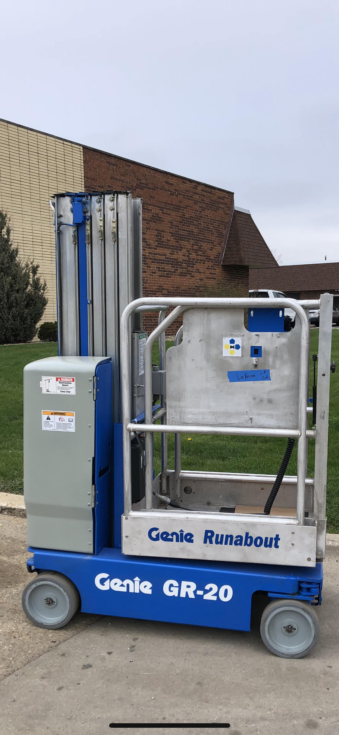 2024 Reconditioned Genie GR-20 Runabout - Image 7