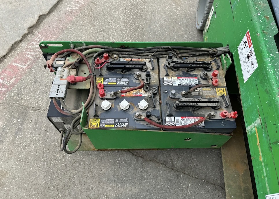 2014 Genie GS-3232 Scissor Lift - Image 4