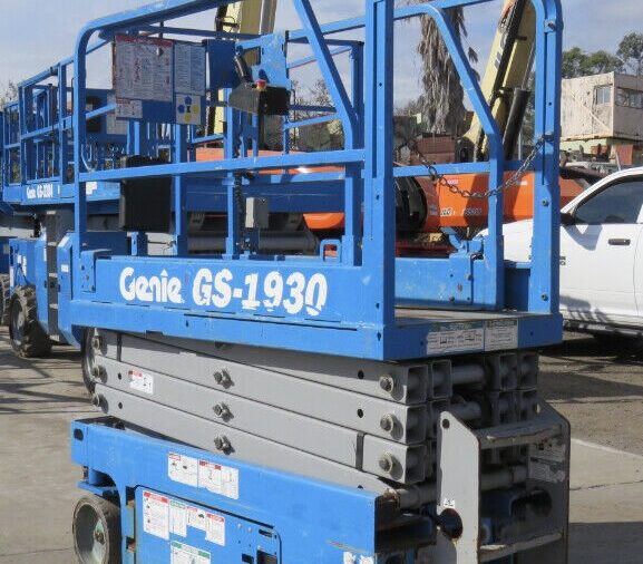 2016 Genie GS-1930