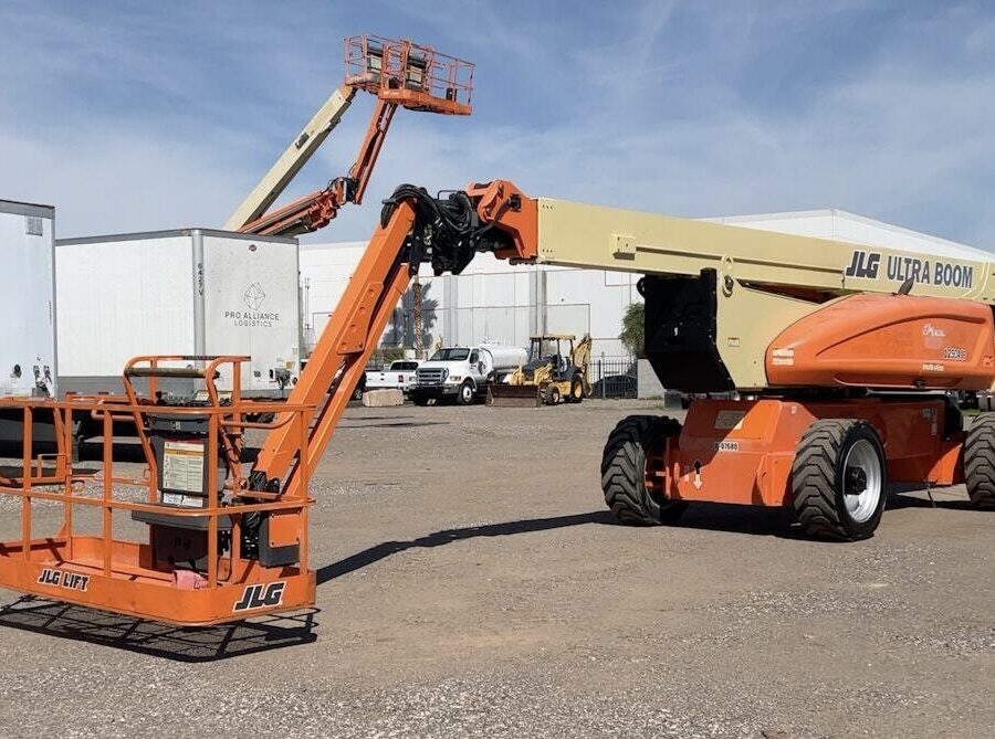 2012 JLG 1250AJP
