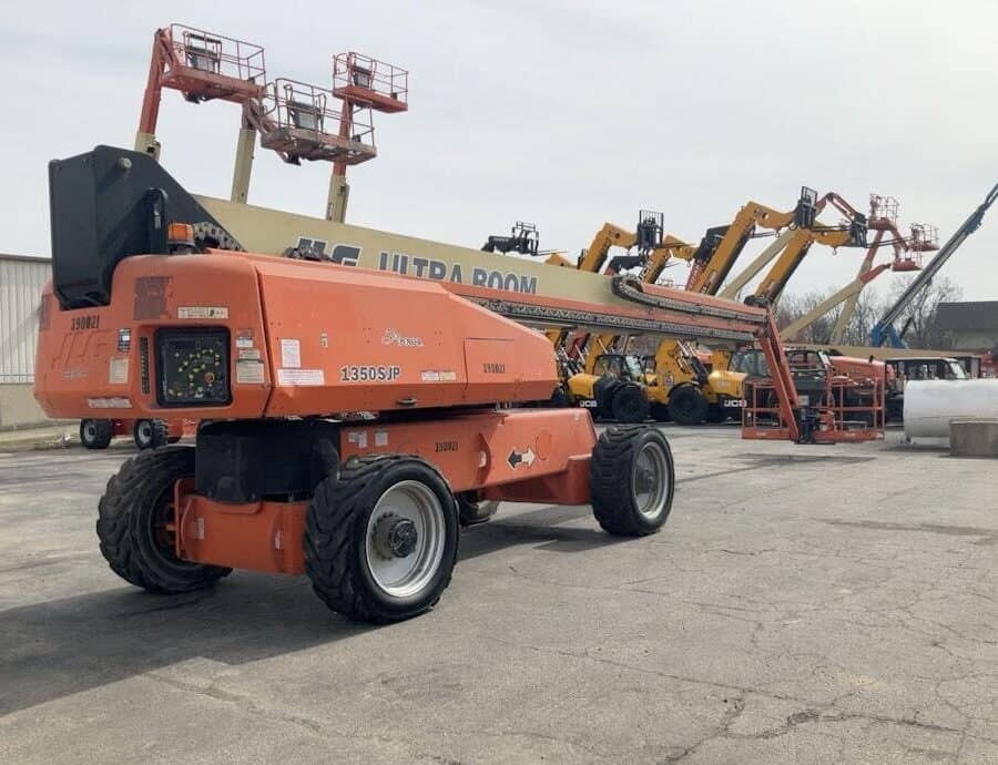 2012 JLG 1350AJP