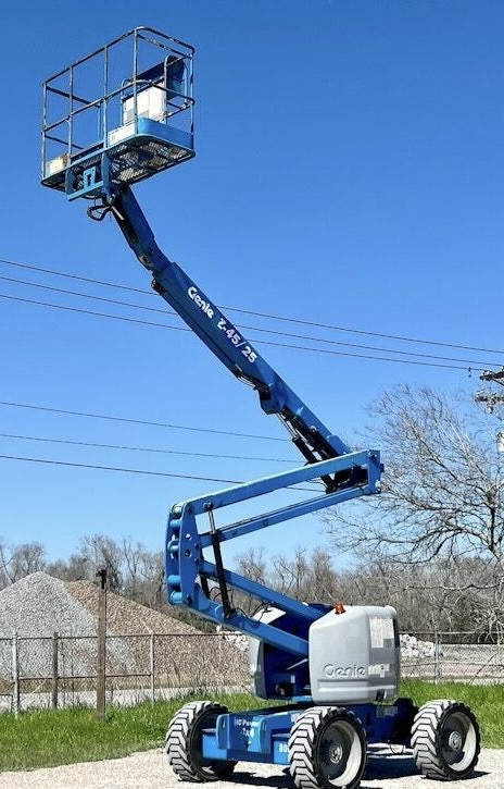 2014 Genie Z-45/25 - Image 2