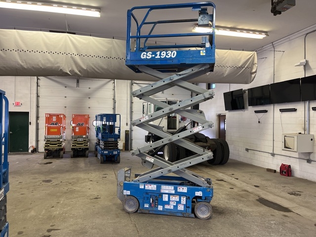 Genie GS-1930 Scissor Lift