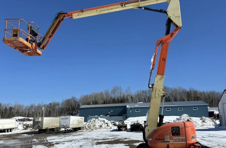JLG 600AJ Boom Lift