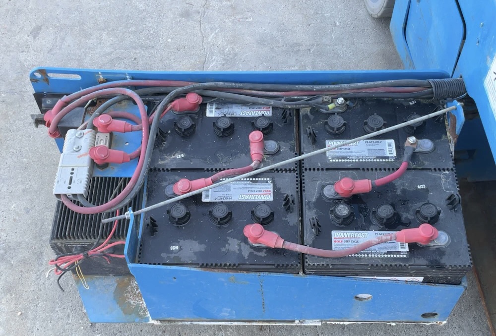 2017 Genie GS-3246 - Image 4