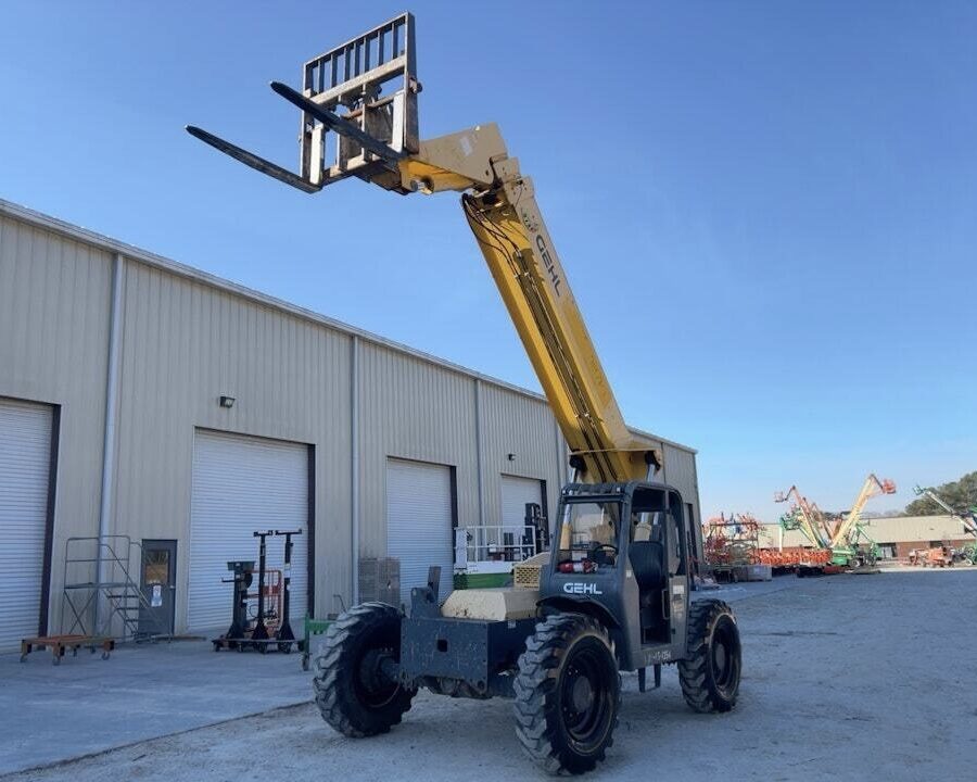 2016 Gehl RS6-42
