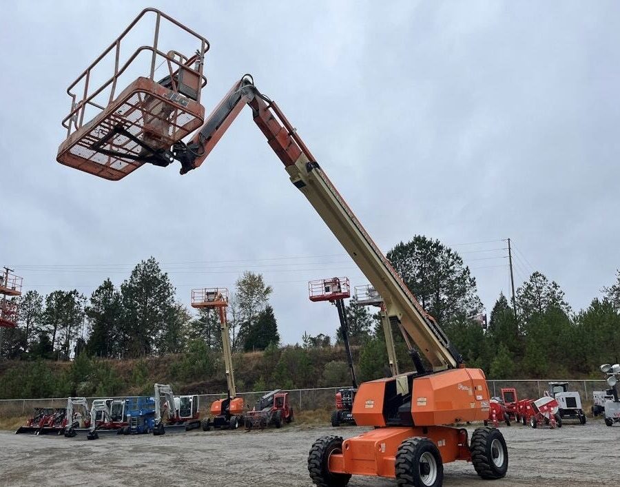 2015 JLG 660-SJ