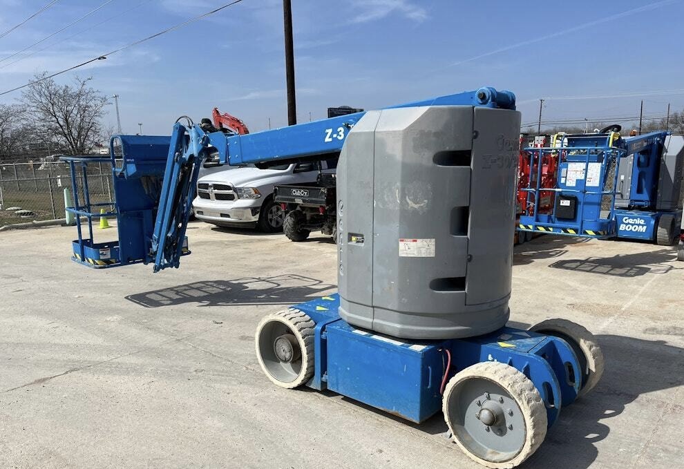 2016 Genie Z30/20N-RJ - Image 3