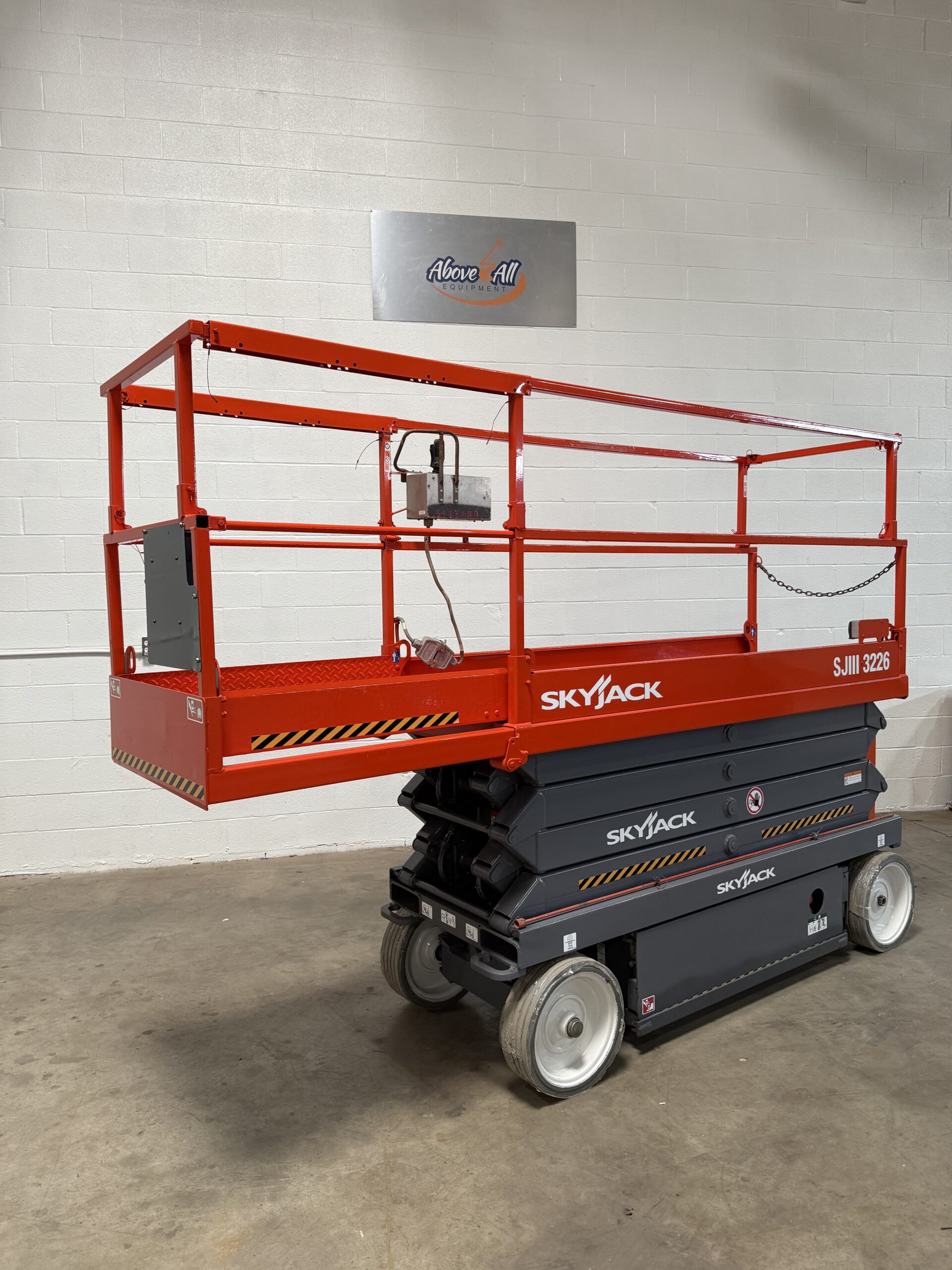 Reconditioned Skyjack SJIII3226 - Image 2