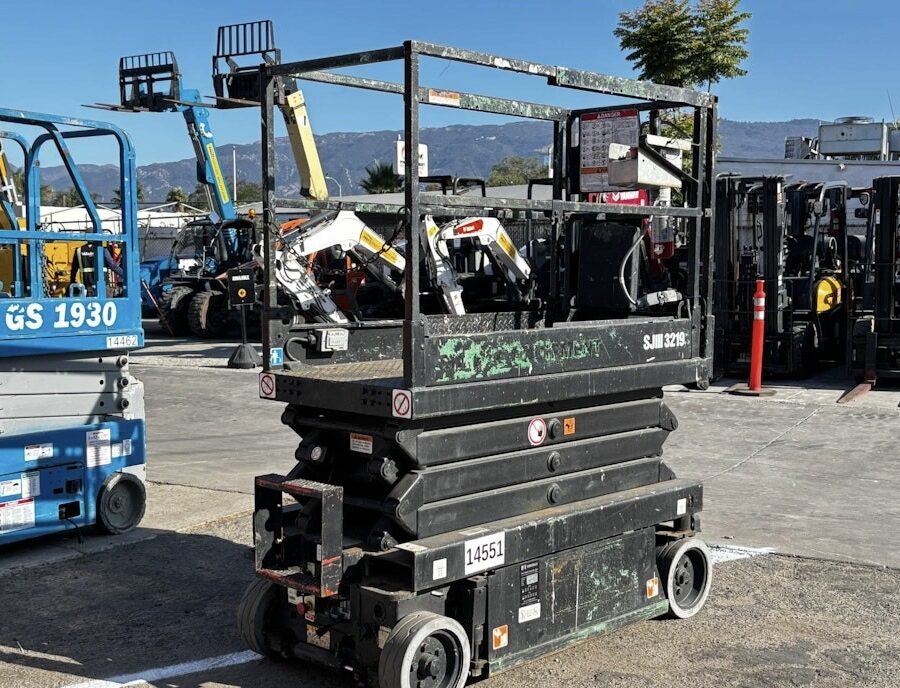 2014 Skyjack SJIII3219