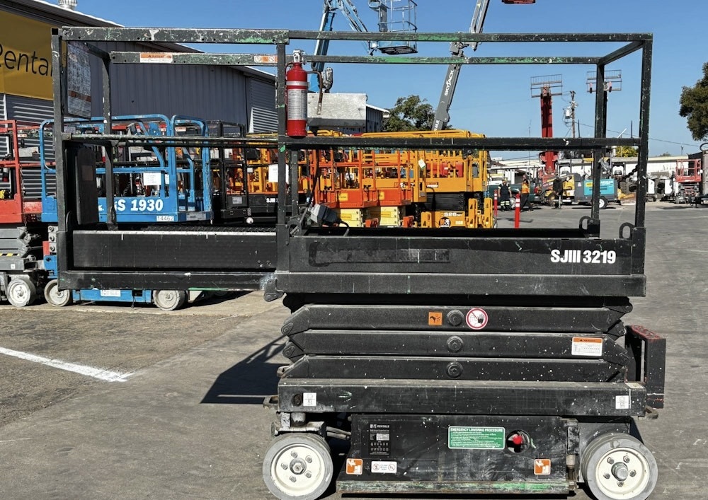 2014 Skyjack SJIII3219 - Image 14