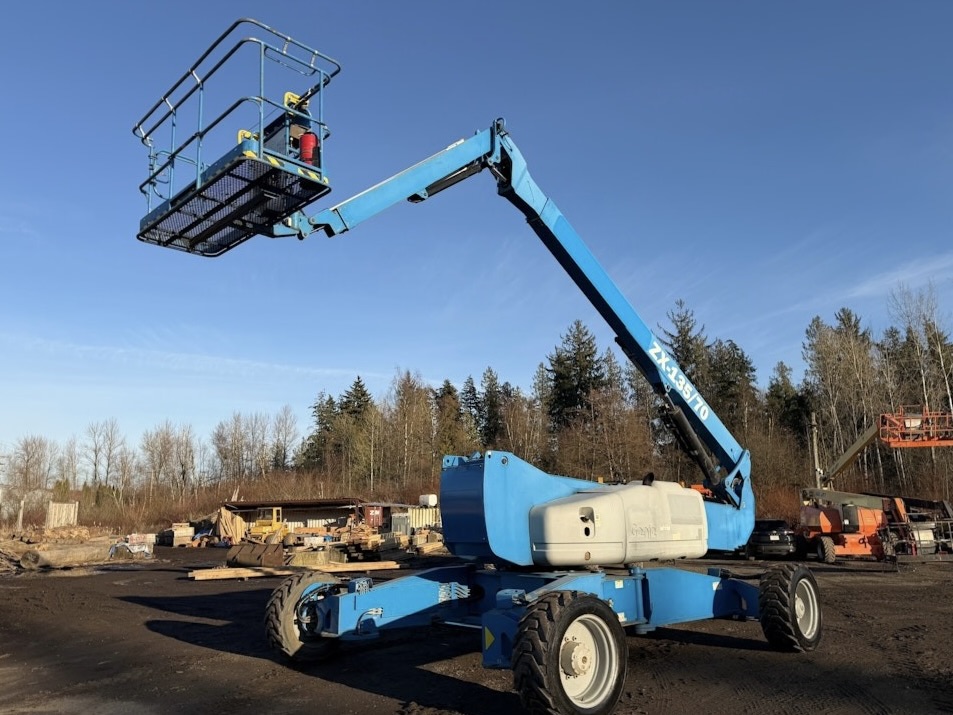 2015 Genie ZX-135/70 Boom Lift - Image 3