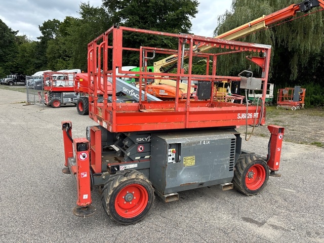 2018 Skyjack SJII 6826RT - Above All Equipment