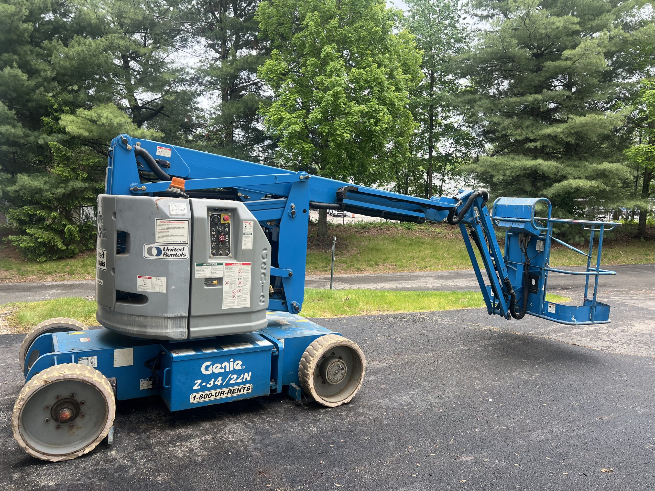 2016 Genie Z34/22N - Above All Equipment