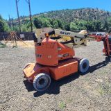 2016 JLG E400AJPN